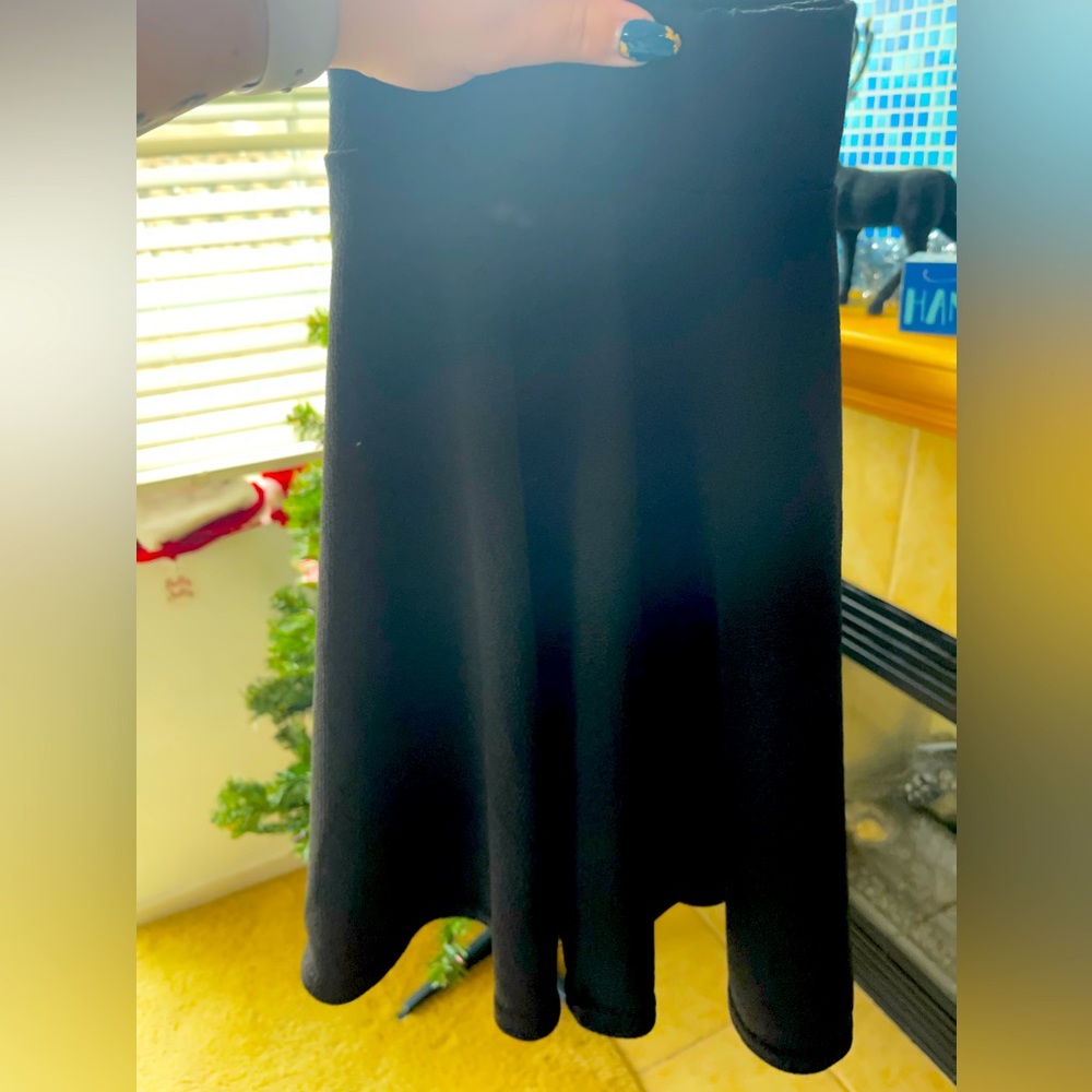 Black skirt